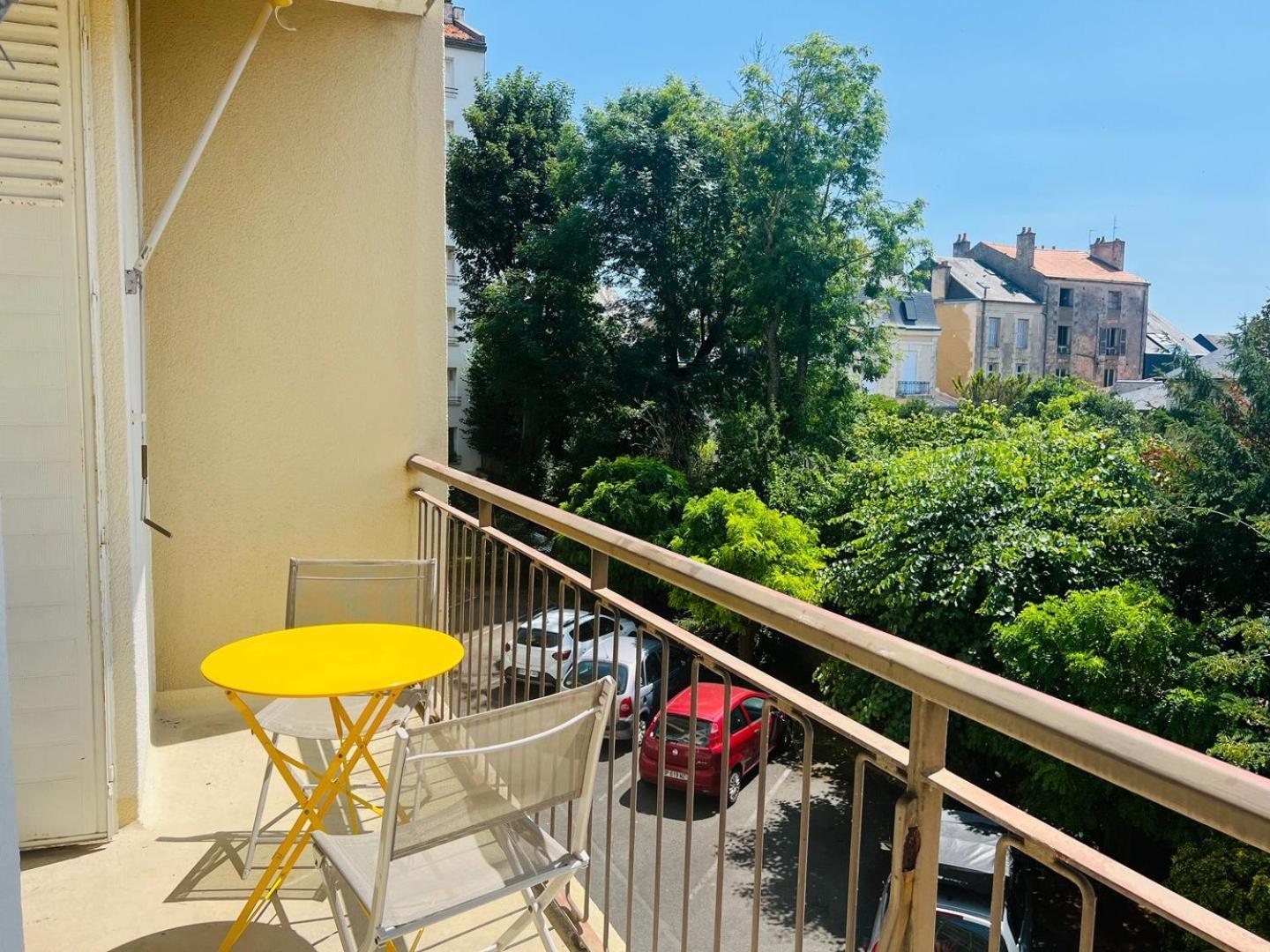 Le Soleil Levant - Beau T3 Moderne Et Lumineux Poitiers Exterior photo